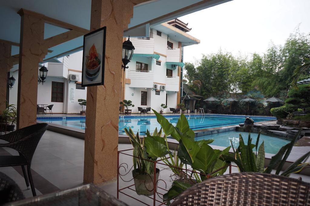 Hotel Matahari ยอกยาการ์ตา ภายนอก รูปภาพ