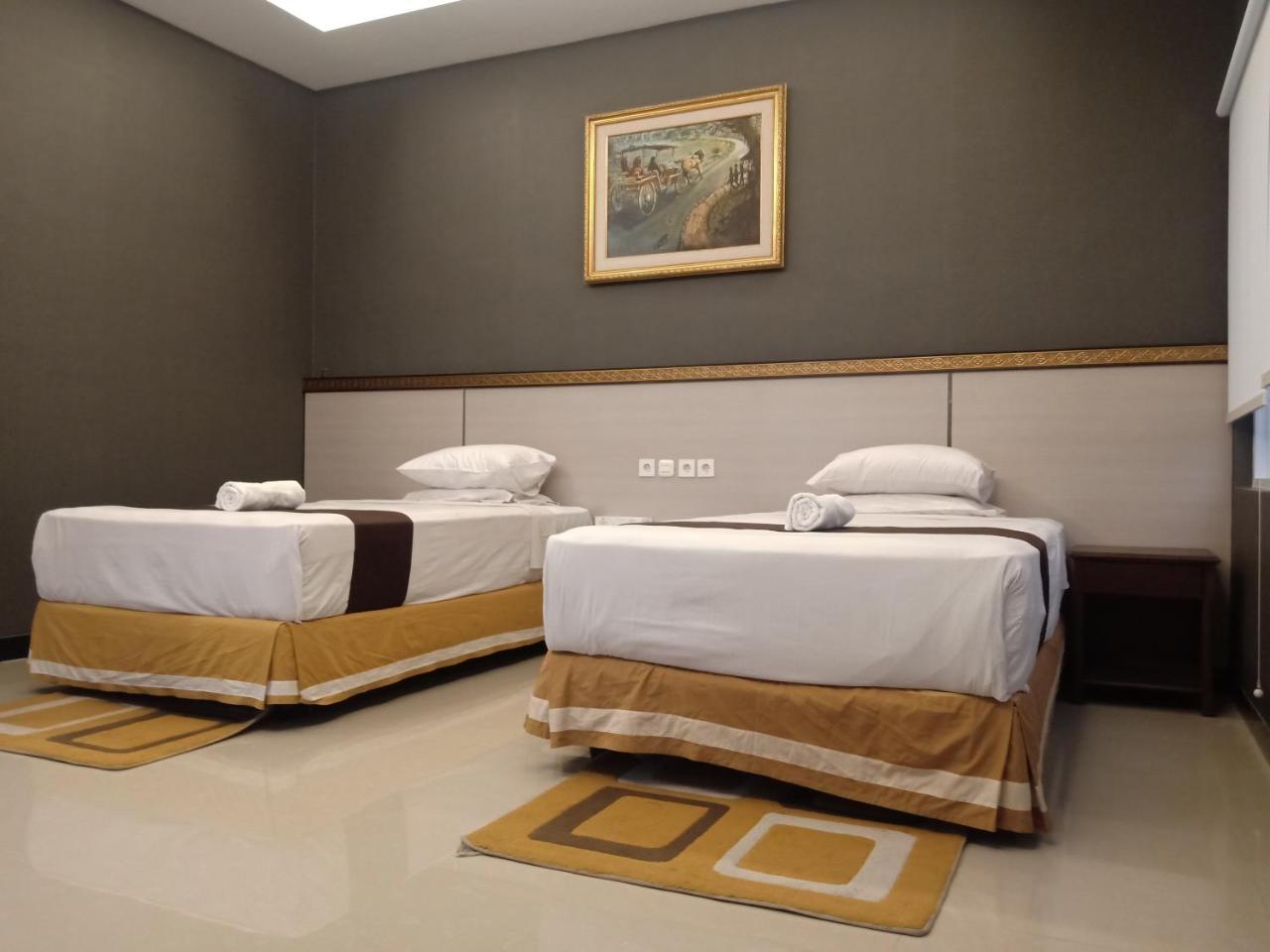 Hotel Matahari ยอกยาการ์ตา ภายนอก รูปภาพ